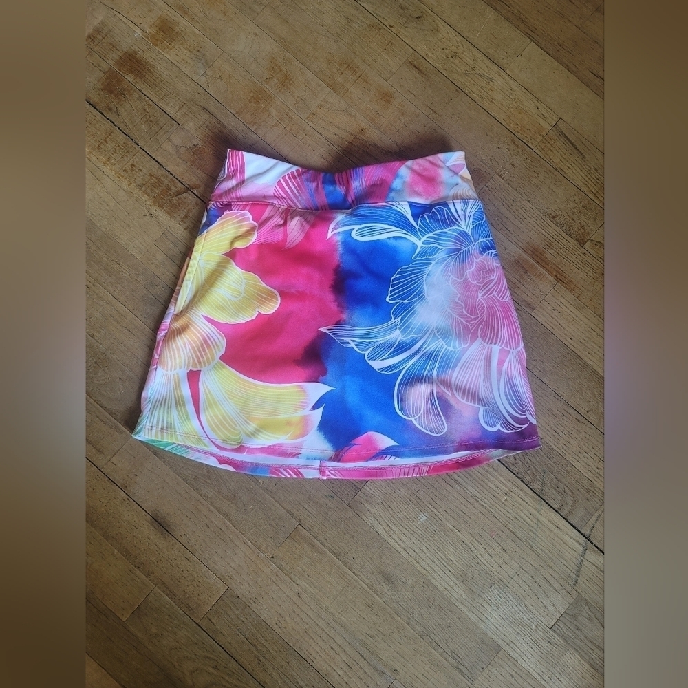 T by Talbots Watercolor Floral Skirt , Size P - Picture 3 of 10